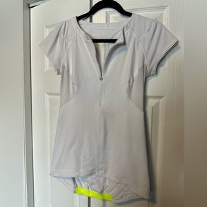 Lululemon running top